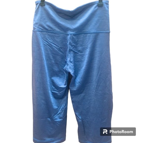 Lululemon Capris with turn down waist - Picture 4 of 5